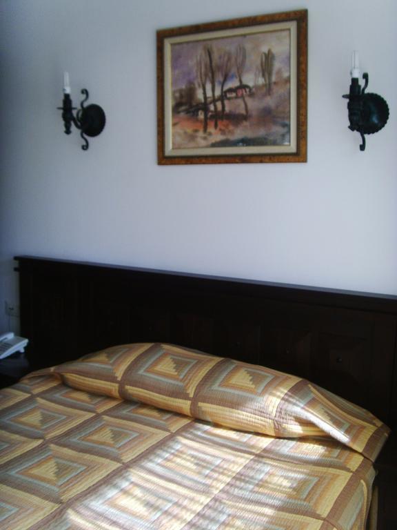 Via Trayana Hotel *